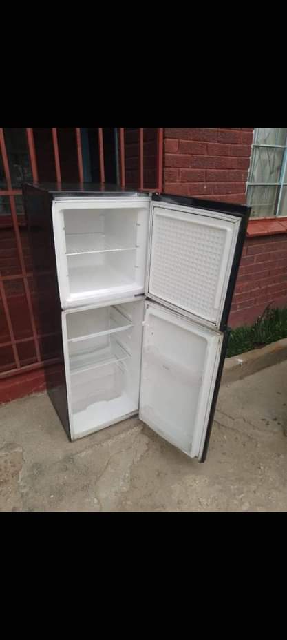 classifieds/fridges