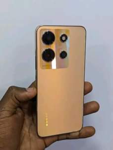 A picture of INFINIX NOTE 30