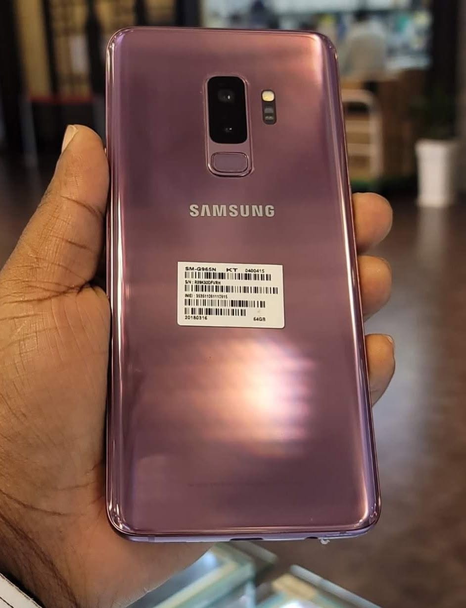 A picture of GALAXY S9 DOUBLE LINE