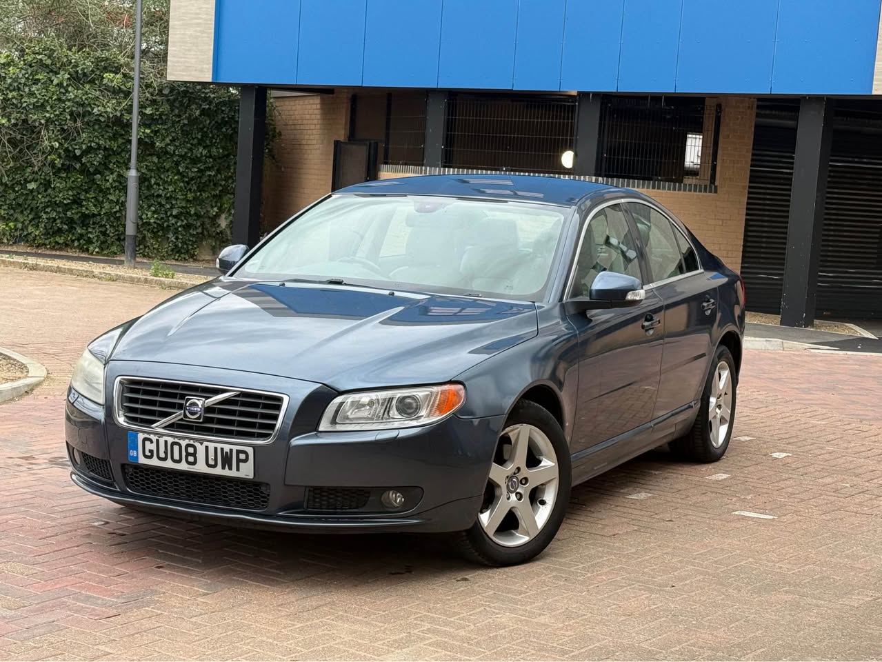 volvo s80