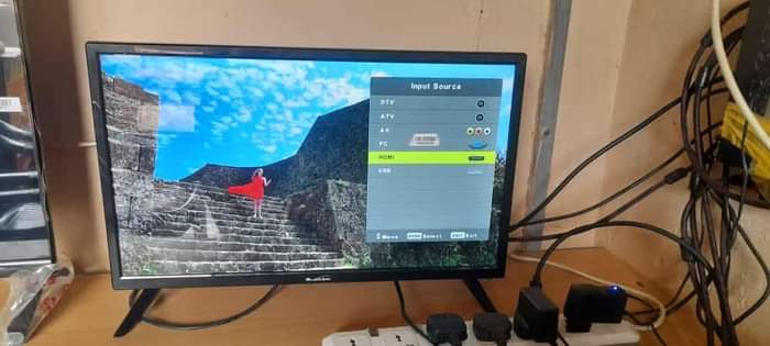 A picture of 24 inches Black ark digital tv on sale 240k