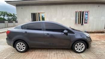 A picture of Direct Belgium because its bought brand new KIA RIO 2016
