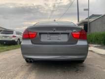 A picture of Awoof deal 2011 BMW 3 series first body money needed