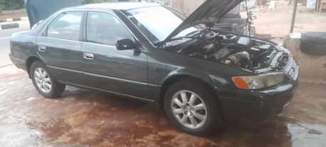 A picture of Reg Toyota pencil light neatly painted Engine gear ac working
