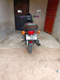 A picture of Boxer 125