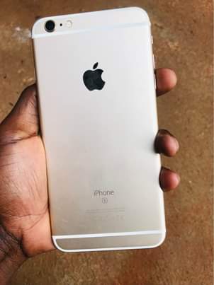 A picture of iPhone 6s 32Gb at 200k