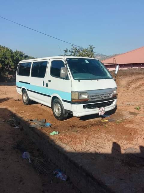 used toyota hiace