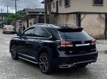 A picture of RX350 2011 model