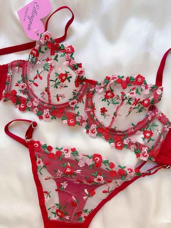 A picture of Lingeries
