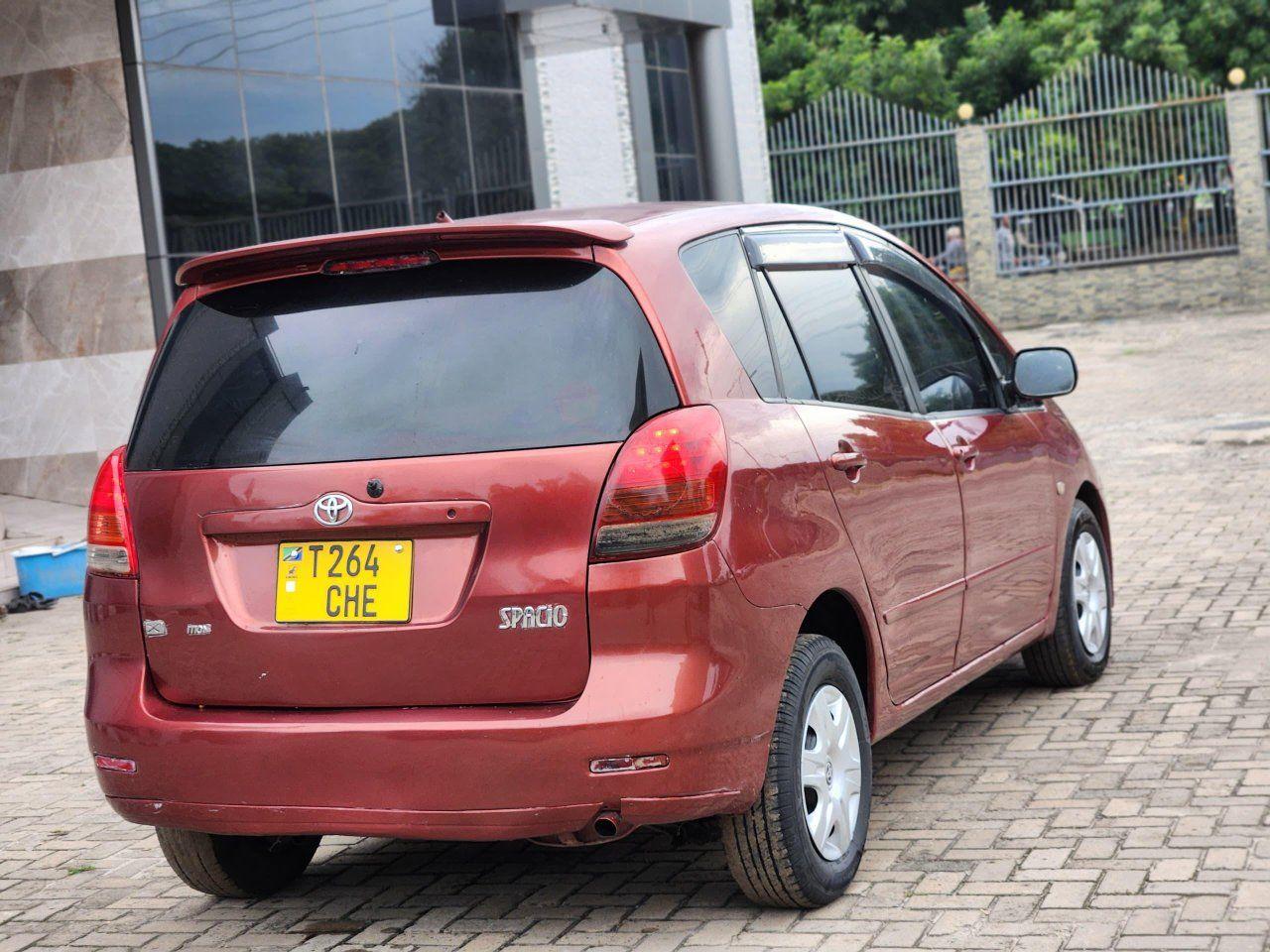 A picture of Toyota spacio New model