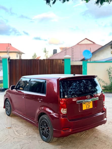 A picture of TOYOTA RUMION Year 2009 Fuel Petrol Engine 1490cc Low Mileage