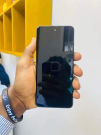A picture of infinix hit 40i bado mpya kabisa nadaiwa ada boss sieelew