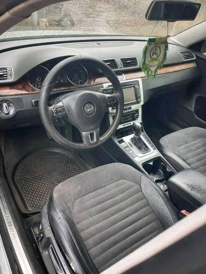 A picture of 2012 Volkswagen passat