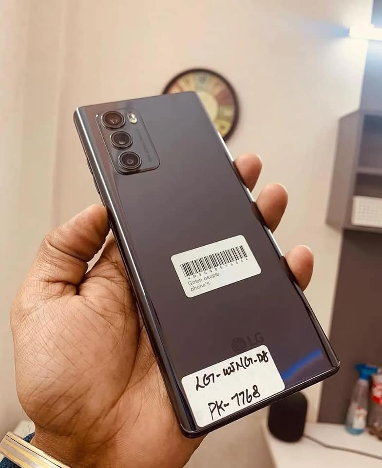 A picture of LG WING 5G NETWORK
