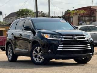 A picture of AWOOFKARZ9ja Presents MISTAKENLY REGISTERED BUT NOT USED TOYOTA HIGHLANDER 2015