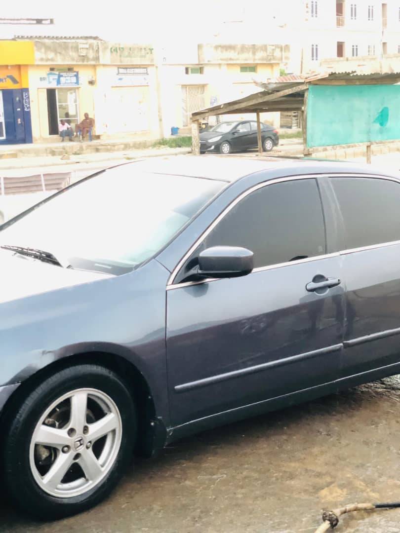 A picture of Car