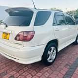 A picture of Toyota harrier Year 2001 Km 78000 Cc 1990 Engine 5s