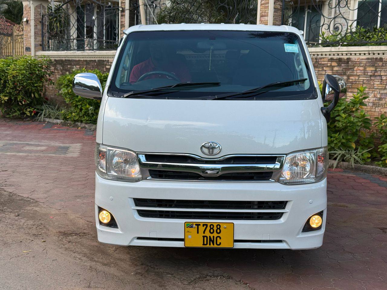 A picture of HIACE QUANTUM