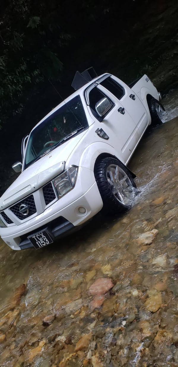 nissan navara
