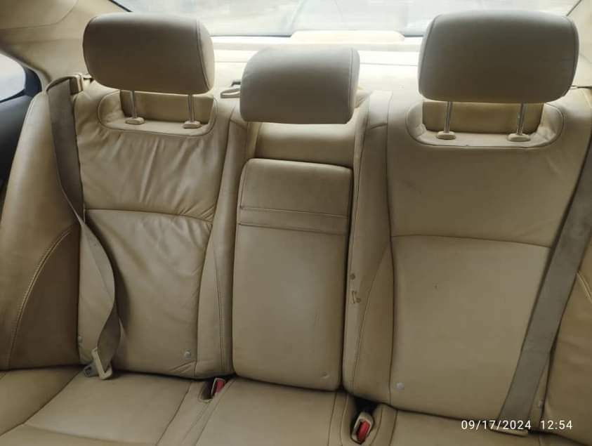 A picture of Registered Lexus ES350 07. Full option. Flashed on first body.