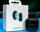A picture of Samsung Galaxy buds live