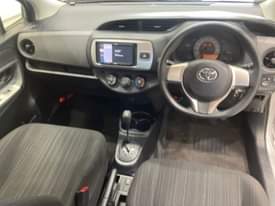 A picture of 2016 TOYOTA VITZ