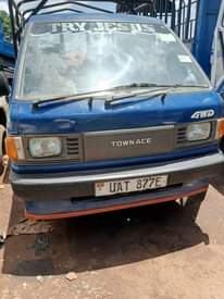 A picture of Toyota Town Ace