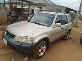 A picture of Clean Honda CR V manual drive