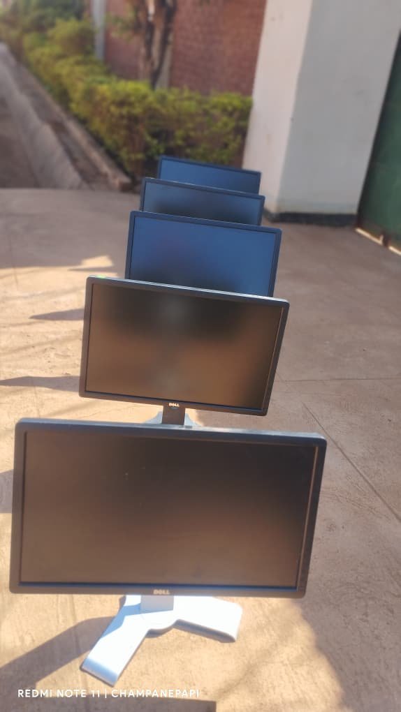 pc monitors