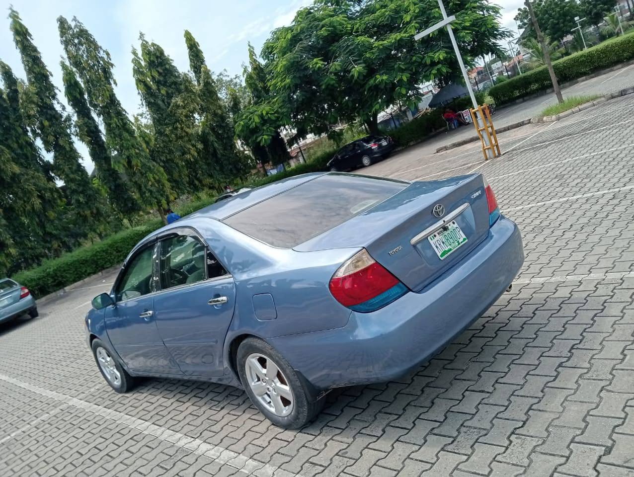 A picture of 09061661285. Toyota Camry Big Daddy