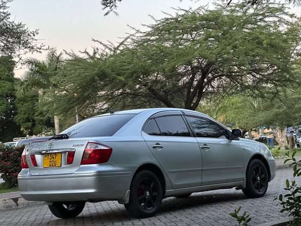 A picture of TOYOTA PREMIO