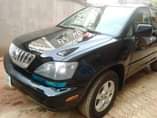 A picture of LEXUS Rx300 2002 model first body For sale
