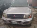 A picture of MISTIBUSHI MONTERO JEEP