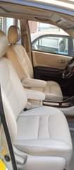 A picture of 06 Toyota Highlander