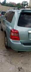 A picture of CLEAN 2004 MODEL TOYOTA HIGHLANDER Engine perfect Gear perfect AC