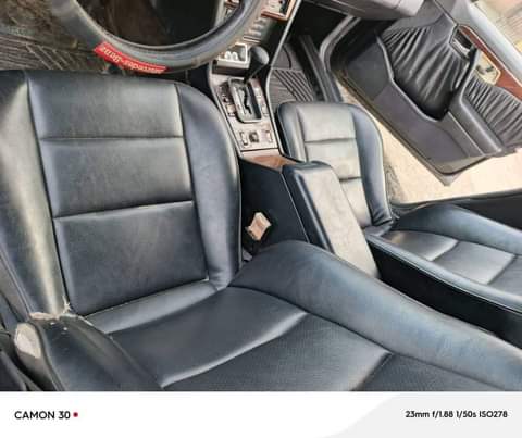 A picture of 2006 C class Benz
