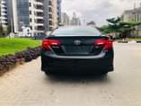A picture of TOYOTA CAMRY SE 2014