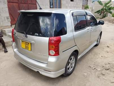 A picture of TOYOTA RAUM
