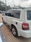 A picture of Toyota Highlander 03