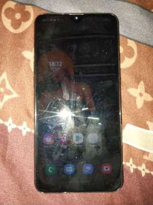 A picture of Samsung a10s
