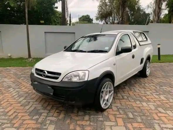 corsa utility