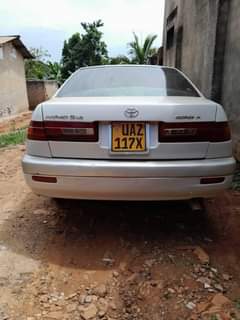 A picture of Toyota Premio 14