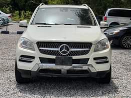 A picture of Few months used 2013 Ml350 18 7m net price Abuja