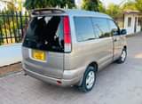 A picture of TOYOTA NOAH
