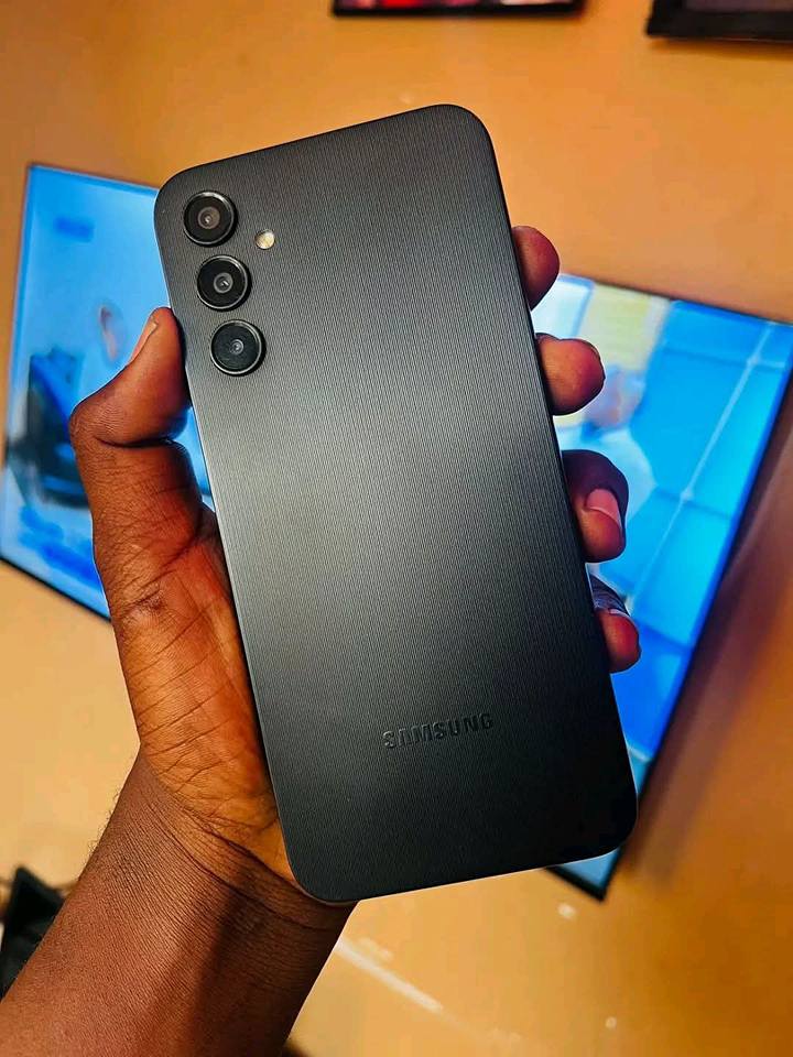 A picture of SAMSUNG A14