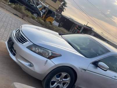A picture of 2009 Honda Accord Automatic