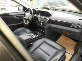 A picture of 2012 Mercedes Benz E220 Diesel engine in very good condition