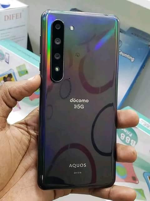A picture of Aquos r5g