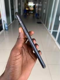 A picture of iPhone Xr 64GB