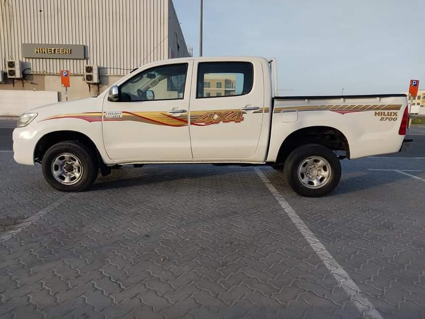 used toyota hilux